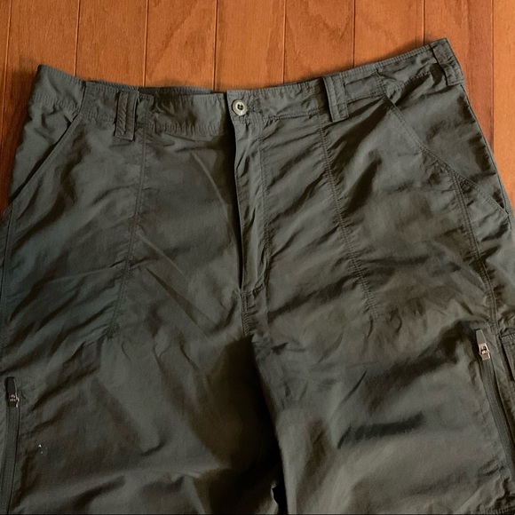 Eastern Mountain Sports Khaki Green Convertible Zipper 🪰 Pants! - Picture 5 of 9